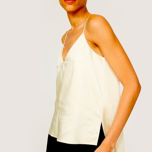 OBANDO COLLECTIVE CREAM HIGH LOW TANK TOP! - Picture 2 of 6